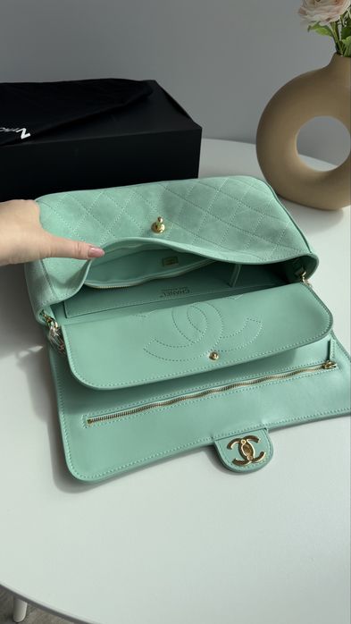 Сумка Chanel 32см  maxi flap в наявності