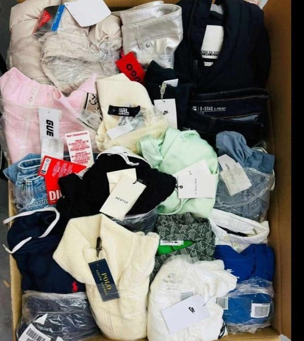 Pakiet odzieży zwroty outletowe nowe dalsza sprzedaż boxy ubrań outlet