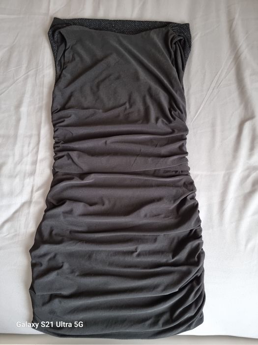 Vestidos renda e brilhantes Zara