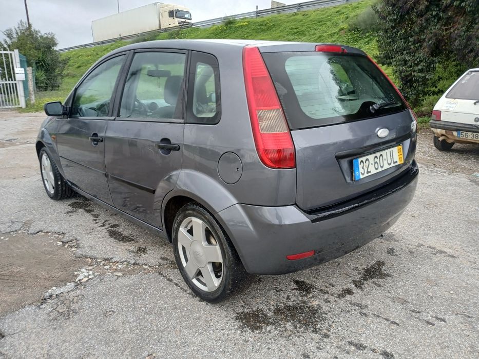 Ar condicionado bom estado