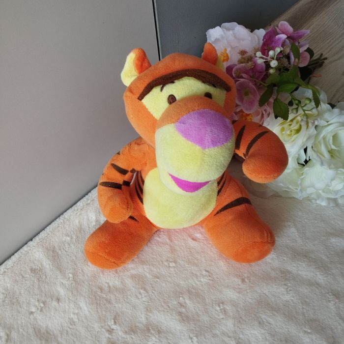 PLUSZAK Tygrysek Disney z KUBUSIA PUCHATKA – 25 cm