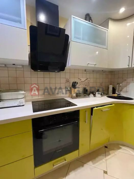 ПРОДАМ 3к квартиру Тополь Джинчарадзе