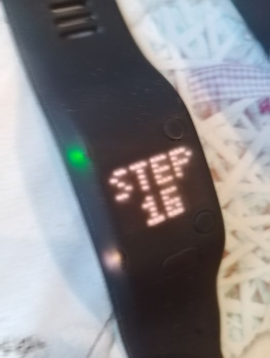 Смарт-годинник браслет Adidas miCoach Fit Smart