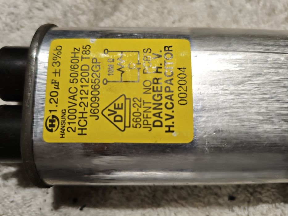 Capacitor- Condensador 2100VAC