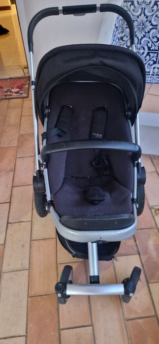 Carrinho de bebe quinny