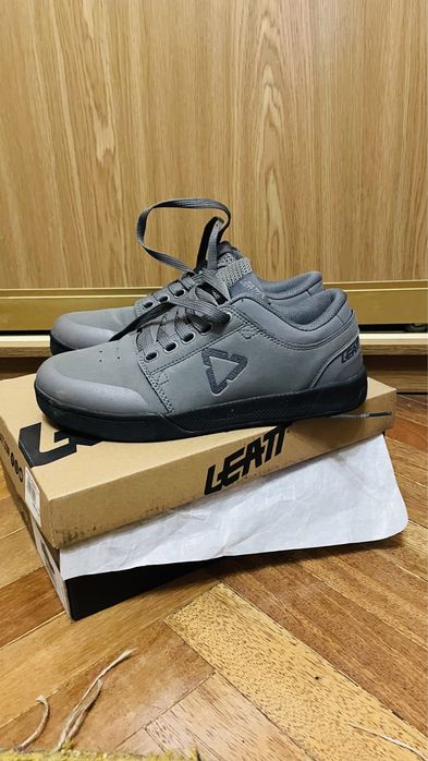 Вело кросівки Leatt Flat 2.0, US7