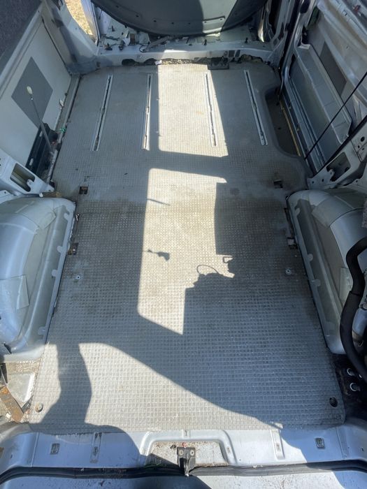 Podloga wykladzina vw t4 multivan lift
