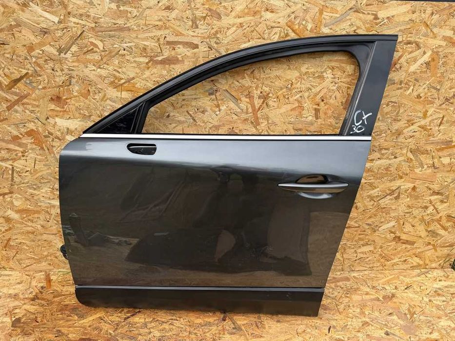 Двері mazda cx30 мазда цх30