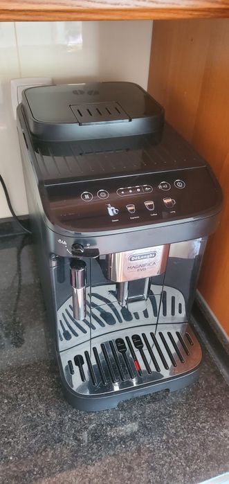 Maquina cafe grao delonghi