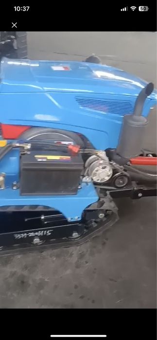 Трактор гусиничный 35hp