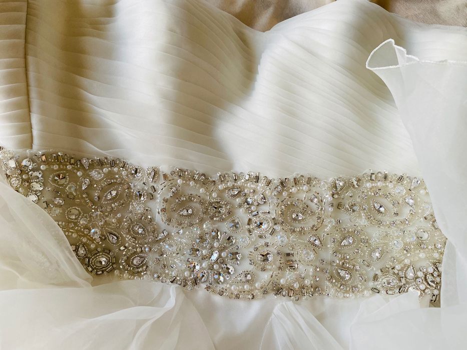 Весільна сукня колір Ivory