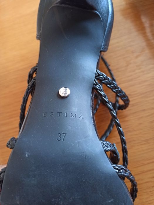 Skórzane buty szpilki Ryłko 37