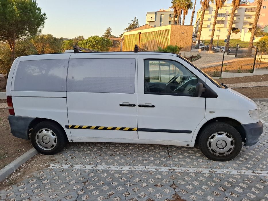 Mercedes Vito 118D Campervan / Camping Van legalizada "Dormitório"
