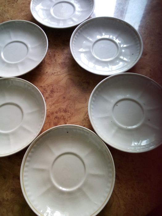 6 чашек  и 6 блюдец набор и блюдце отдельно