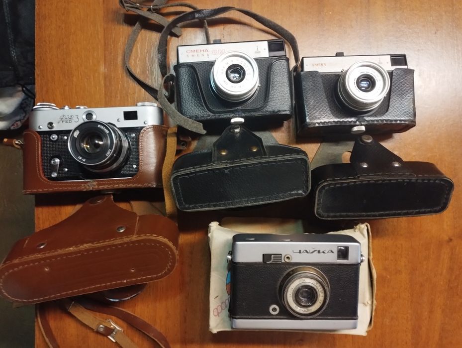 Фотоапарати 4 шт