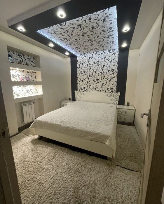 Продаж 3 кімнатної квартири м.Ужгород Лобачевського 43