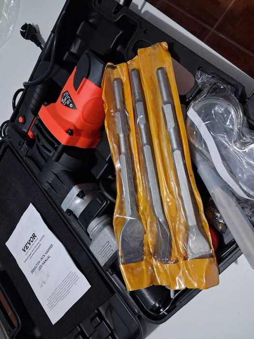 Martelo de demolição VEVOR, 1400W, 2900 BPM, 19 j,com 5 escopos, novo