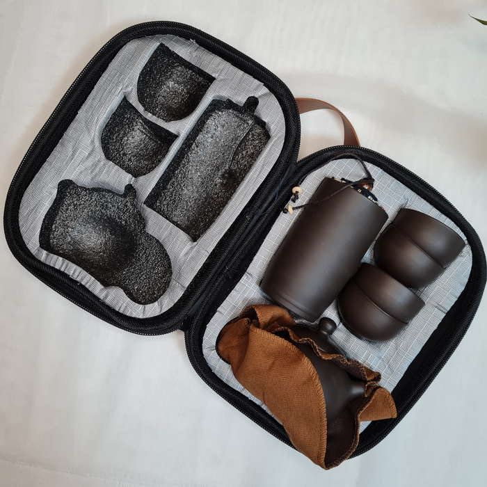 Набір футляр синій овал класика чайник на 160мл 4 піали по 35мл