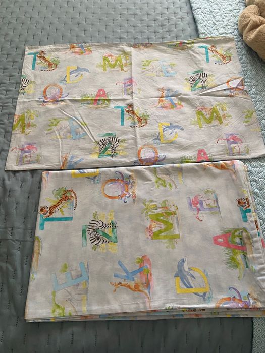 Capa de edredão e fronha de criança