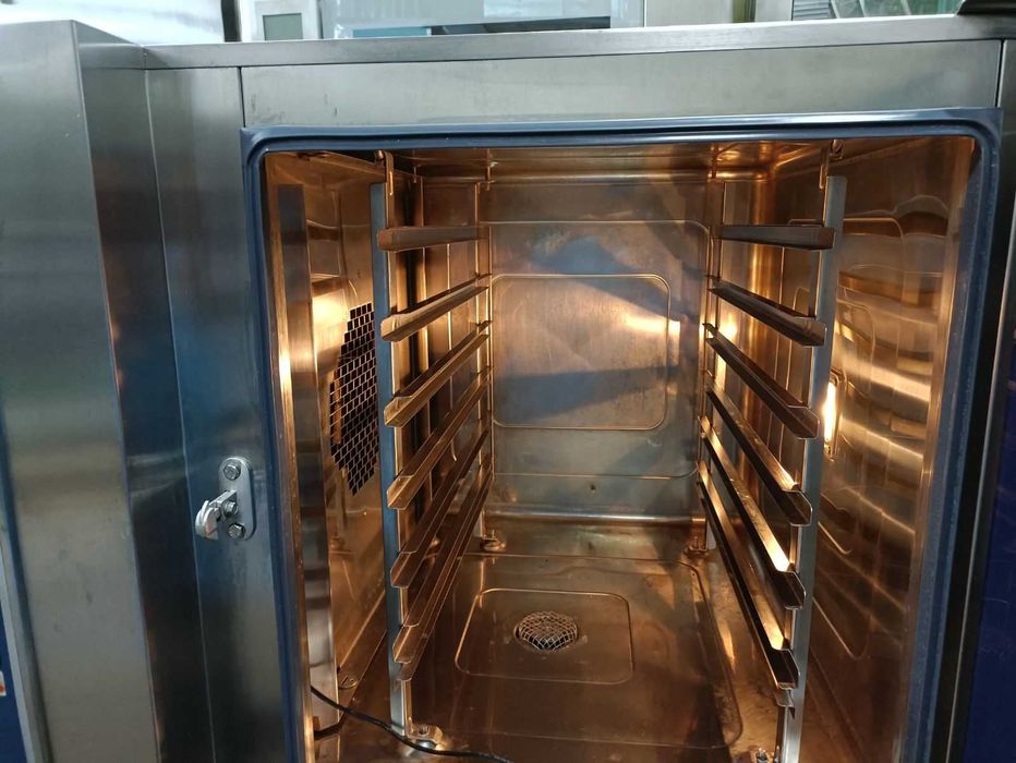 Пароконвектомат Rational CM 61, Баномат, Печь на 6 - уровней б/у