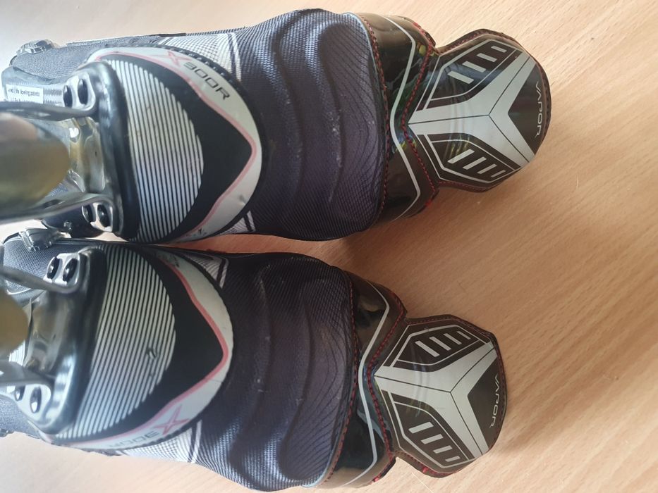 Bauer Vapor X300R 4R 235mm 37.5 Rolki Hokejowe