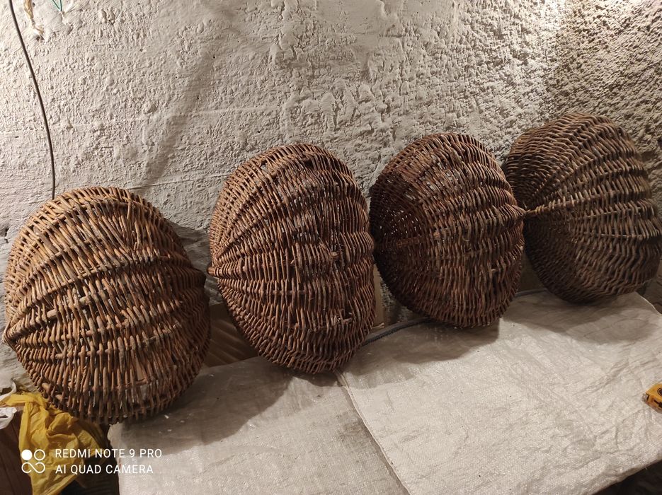 Продам корзины из лозы, больших размеров, б/у.