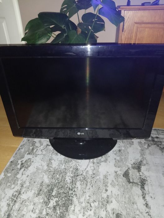 Telewizor lg  32 cale