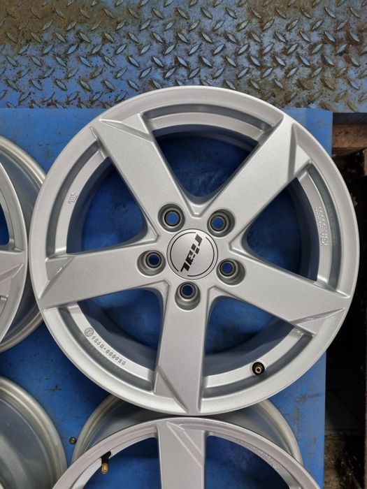5x112 16" et45  Otwór 57.1  Audi Seat Skoda Volkswagen