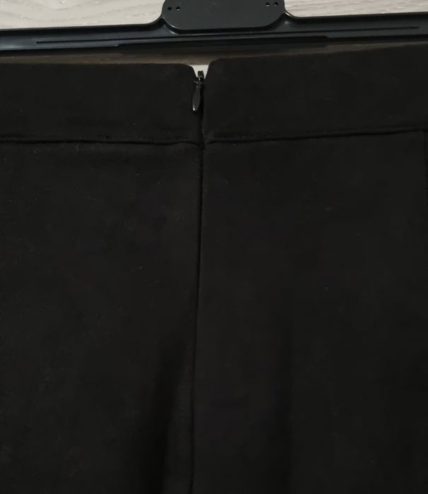 Czarna spódnica mini Reserved M