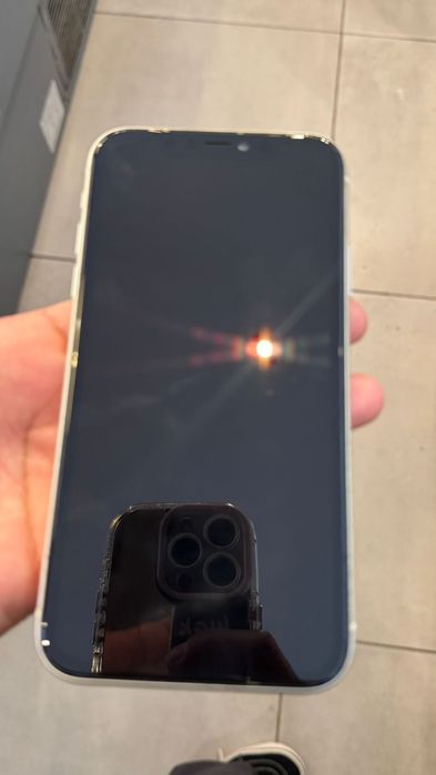 Iphone 11 64G poucas marcas de uso em otimo estado