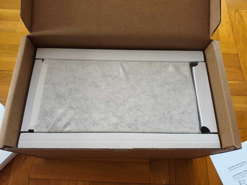 Konsola Microsoft Xbox Series X 1 TB z napędem komplet Gwarancja 01-2027