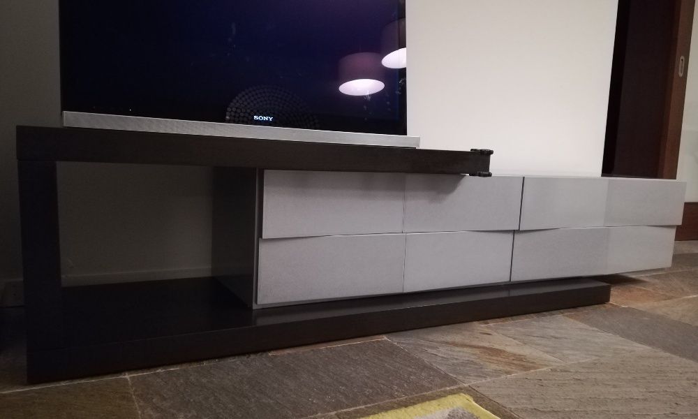 Móvel de TV da TGV - alto brilho com moldura