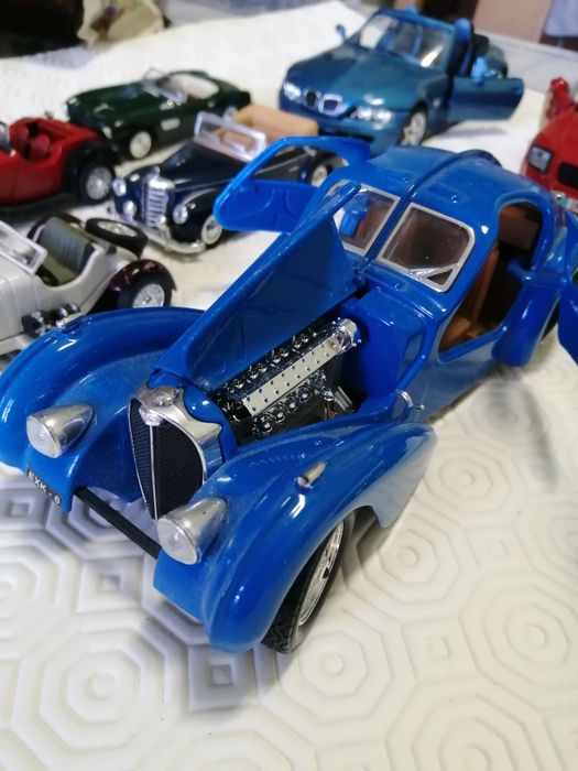 Carros miniatura p/coleção