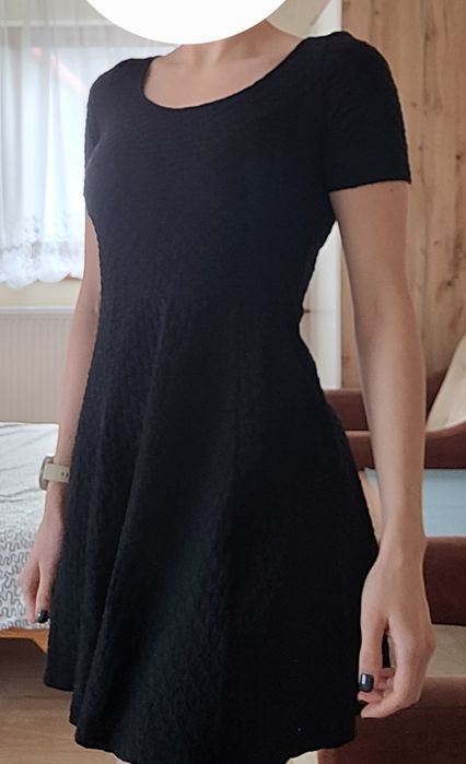 Czarna sukienka h&m