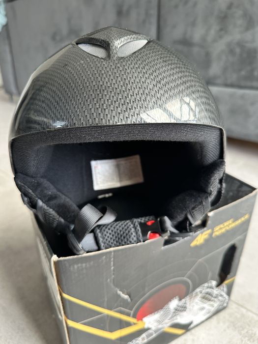 Sprzedam kask 4F