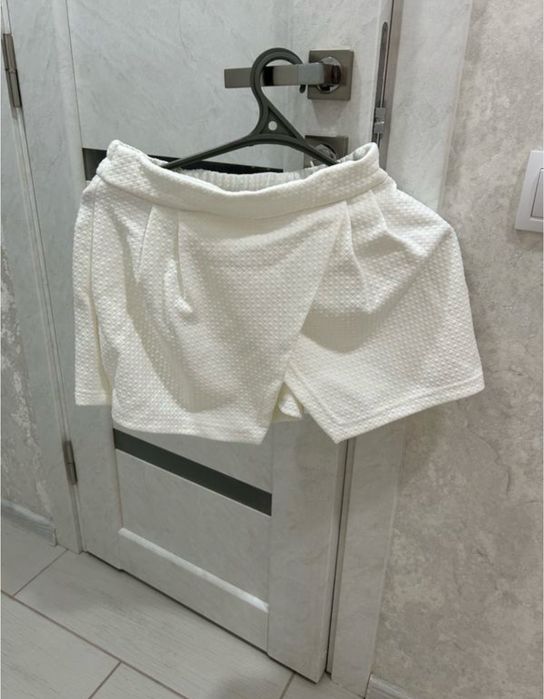 Шорти спідничка класична нові