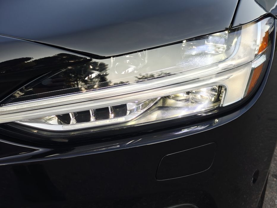 Volvo s90 inscription