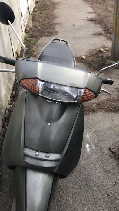 Мотоцикл Honda Lead  100 кубів