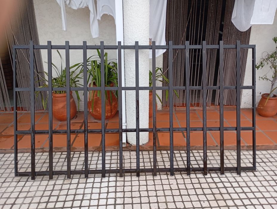 Janela em alumínio64284035262337124