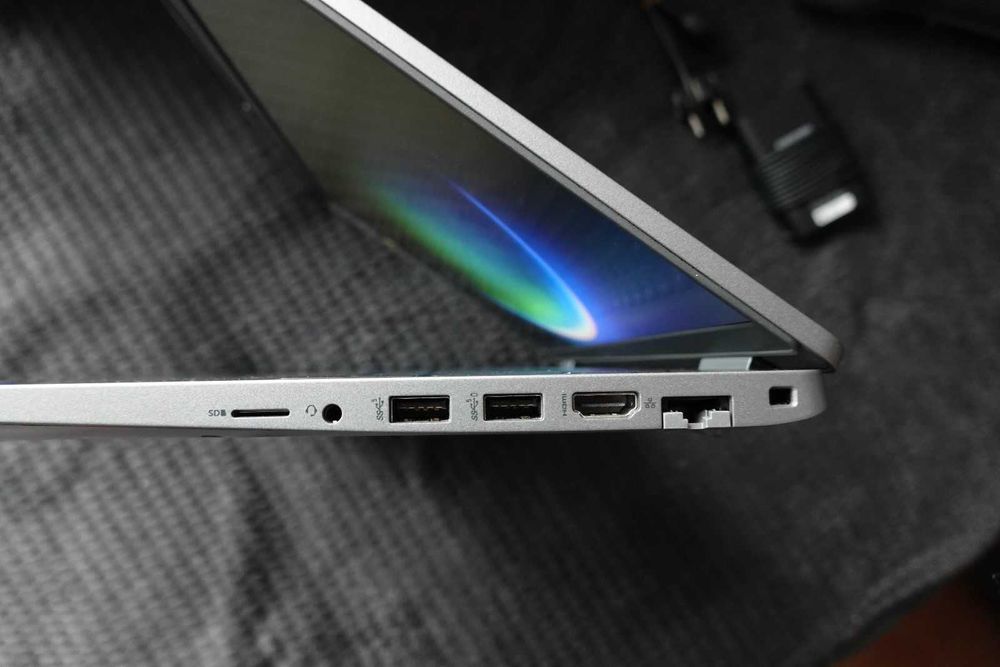 Dell Latitude 5530 15.6"FHD i5-1245 /16GB /256 GB SSD * як новий*