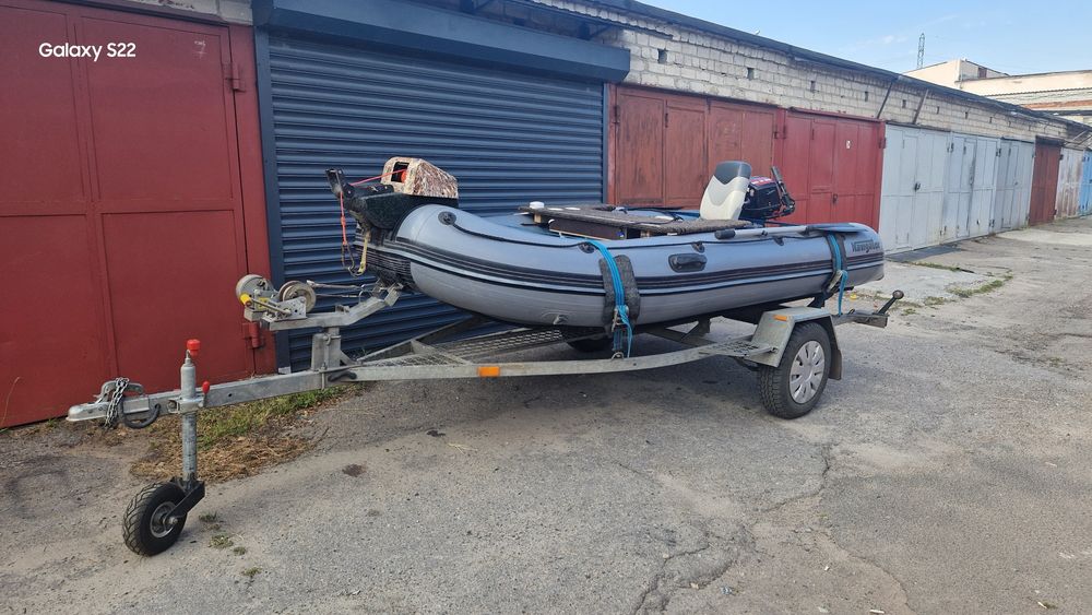 Човен Навігатор 360 лафет Одісей, мотор Парсун 9.8 лебідка стронгер