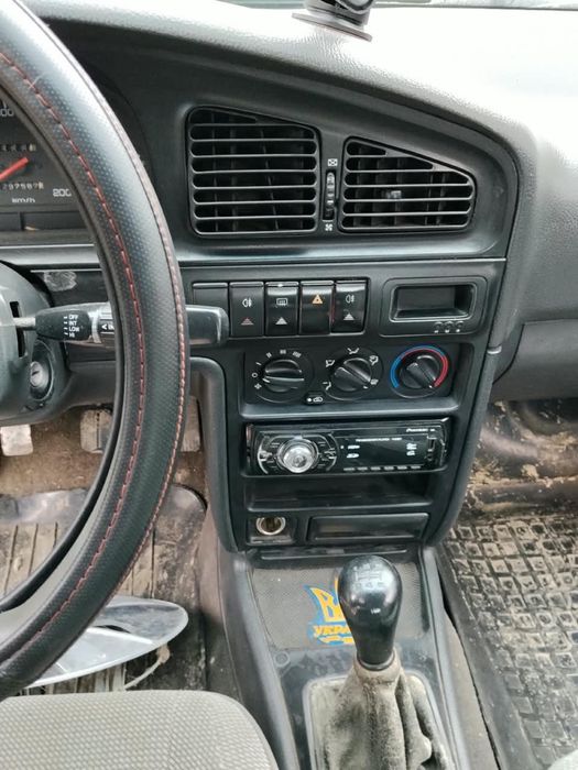 Hyundai lantra 1992