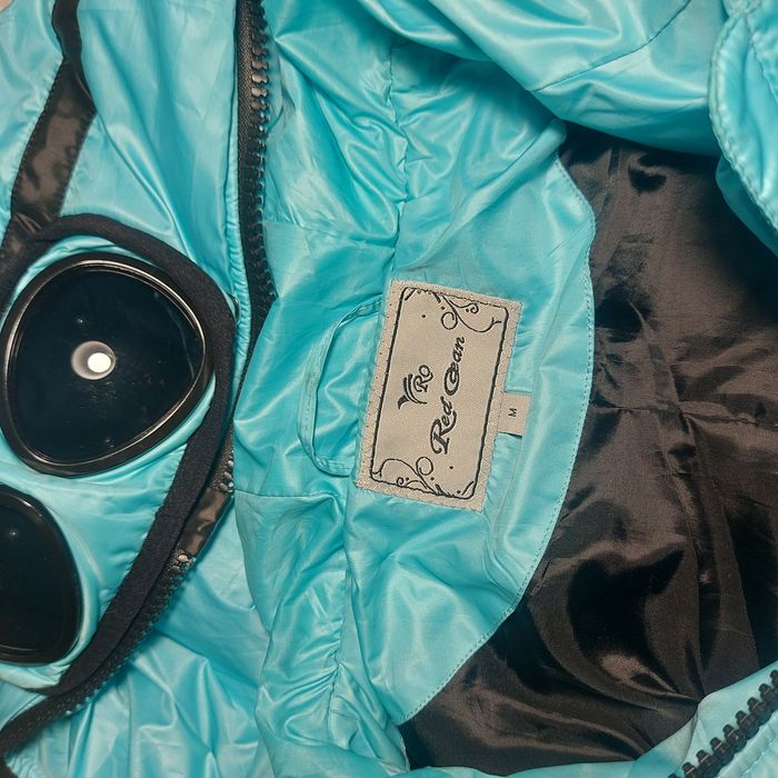 Жилетка ,спортивная,молодежная