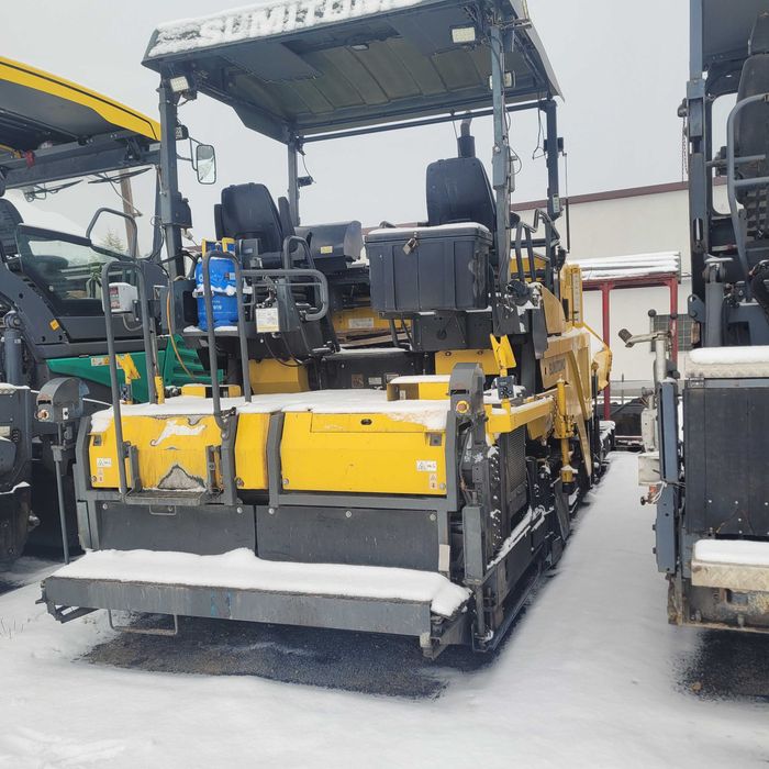 Układarka do masy bitumicznej SUMITOMO HA60C-8