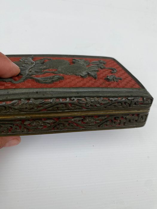 Caixa Laca Chinesa Cinnabar Séc XIX 15,5 cm
