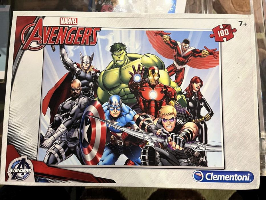 Puzzle 180 peças Clementoni Avengers perfeito estado