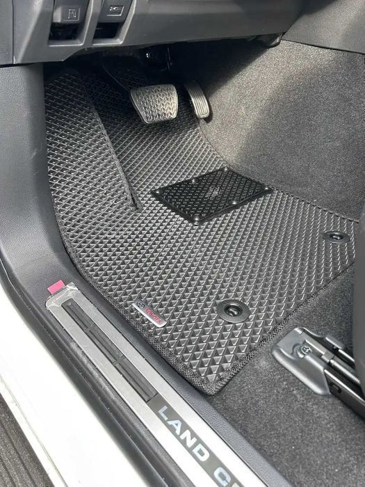 ЕВА коврики в салон Toyota Land Cruiser/Camry/Corolla/Auris/RAV4/Yaris