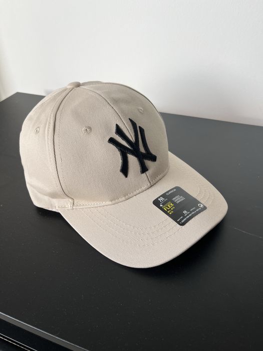 Boné New Era Bege