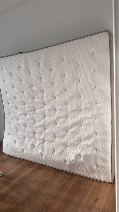 Colchão VATNESTRÖM 180*200 Novo