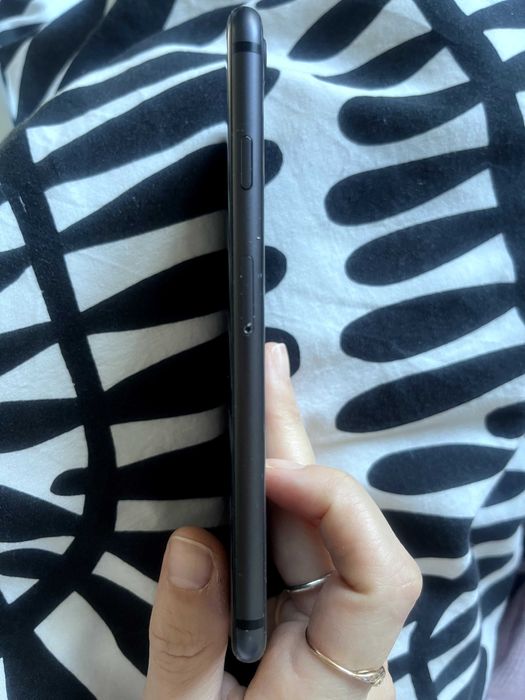 Iphone 8 64GB - Precisa de uma bateria nova